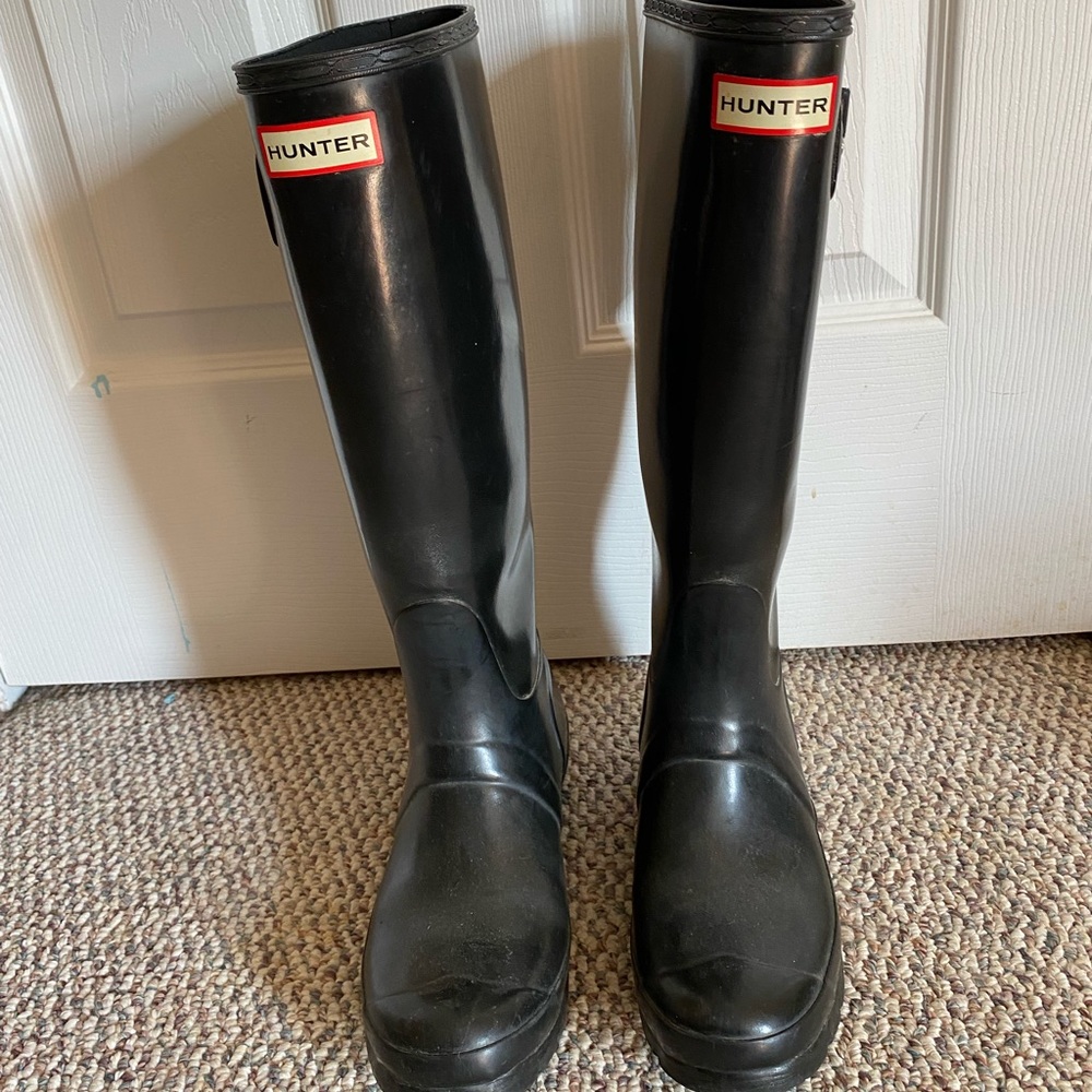 Black tall hunter boots size 6
